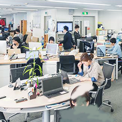 “ウーモ”の会社