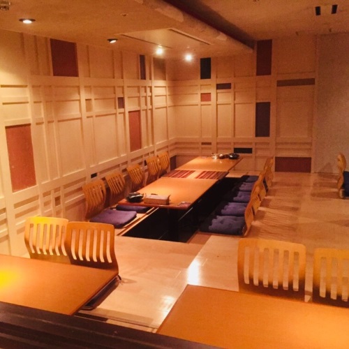 会社宴会などにも活躍する掘りごたつ席のイメージ