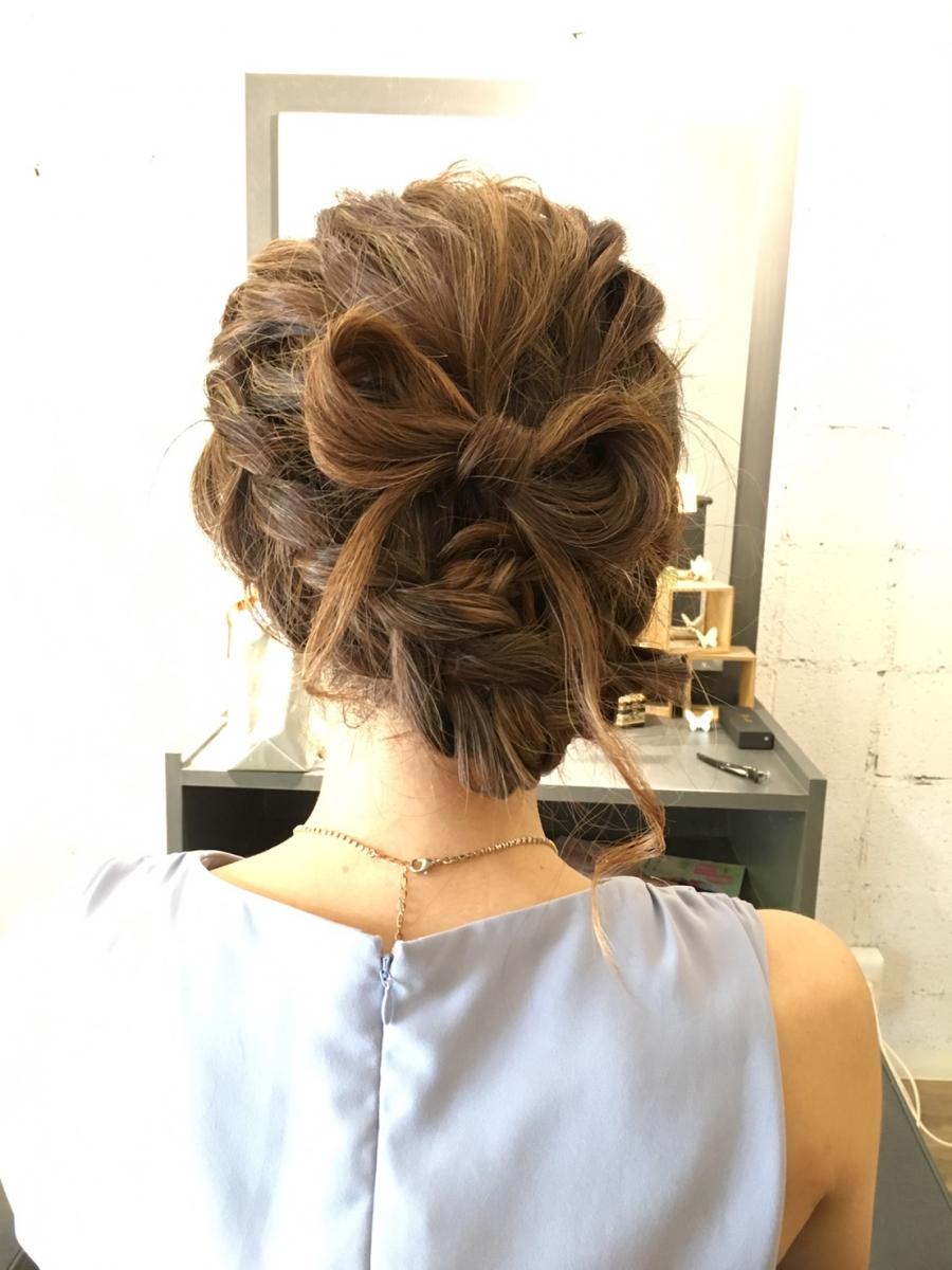 秋の結婚式シーズンに お呼ばれヘアアレンジ 静岡県の女性向け情報 秋の結婚式シーズンに お呼ばれヘアアレンジ 静岡県の女性向け情報