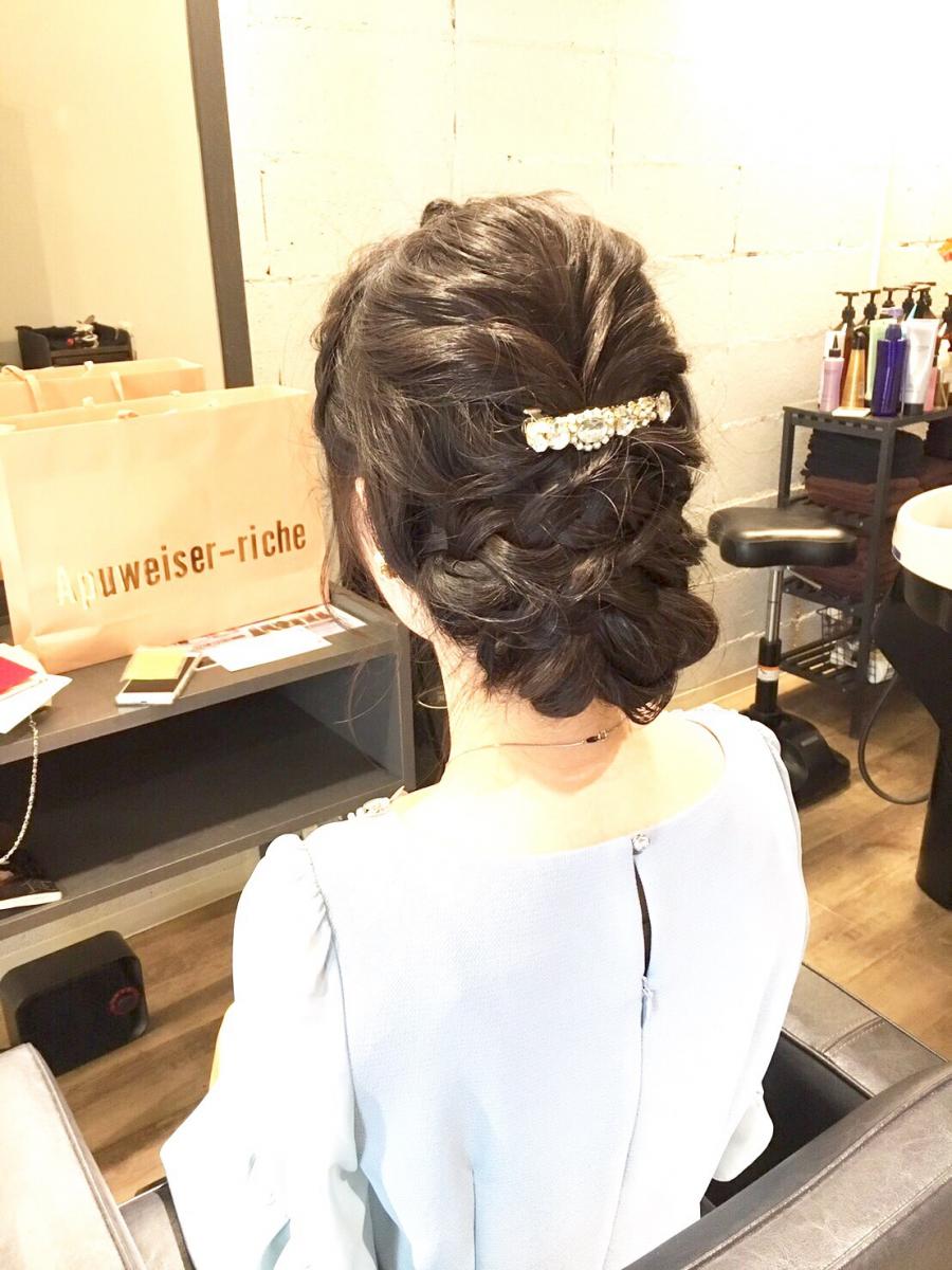 結婚式お呼ばれアップイメージ1