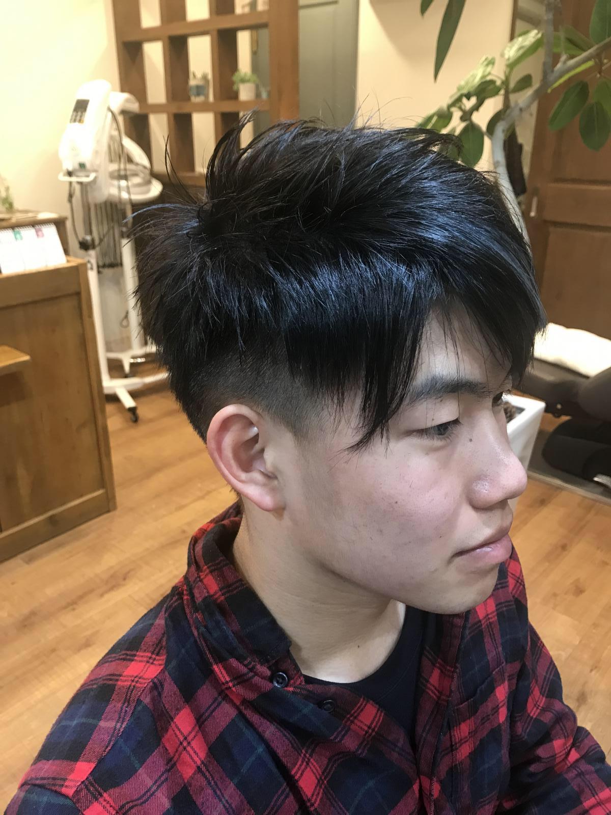 カット+カラー+ブリーチ+ヘアマニキュアイメージ1
