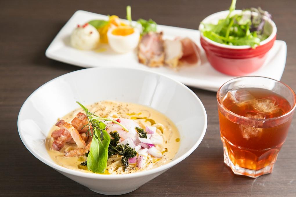 ランチはヌードルコースでゆっくり、がおすすめ!のイメージ