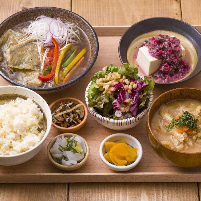 atari CAFE&DINING 新静岡セノバ店 イメージ1
